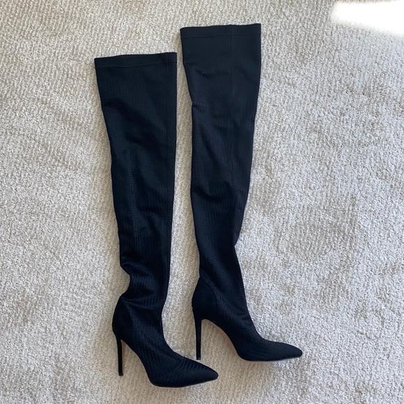PrettyLittleThing Shoes - Skin tight thigh high black heel boots